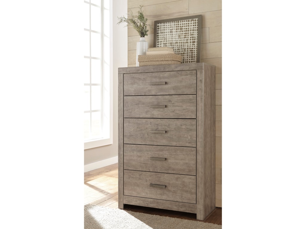 Signature Design By Ashley Culverbach B070 46 Contemporary Dresser Chest With 5 Drawers Becks Furniture Drawer Chests Signature Design By Ashley Culverbach B070 46 Contemporary Dresser Chest With 5 Drawers Becks Furniture Drawer Chests