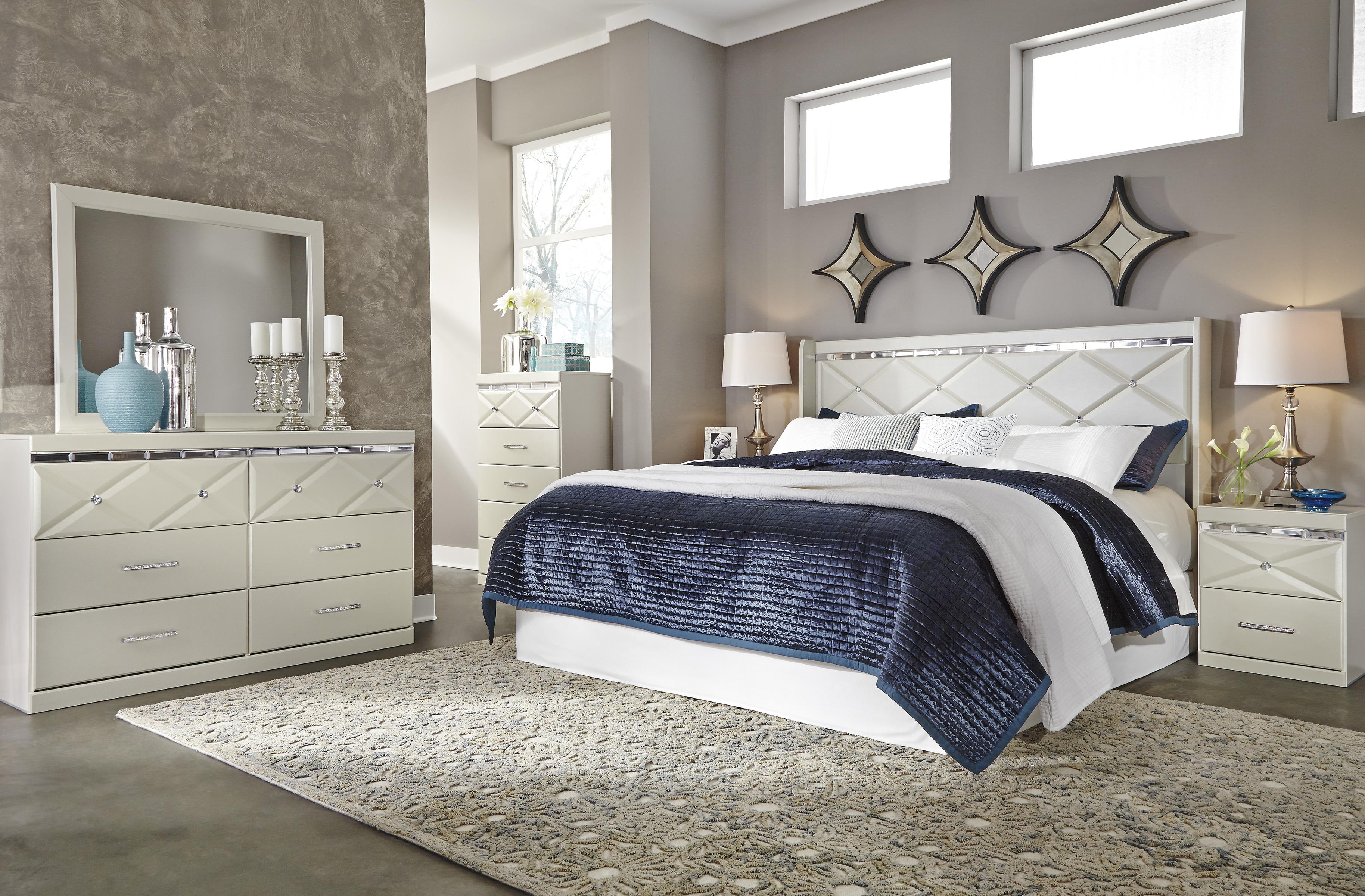 Dreamur dresser and mirror clearance