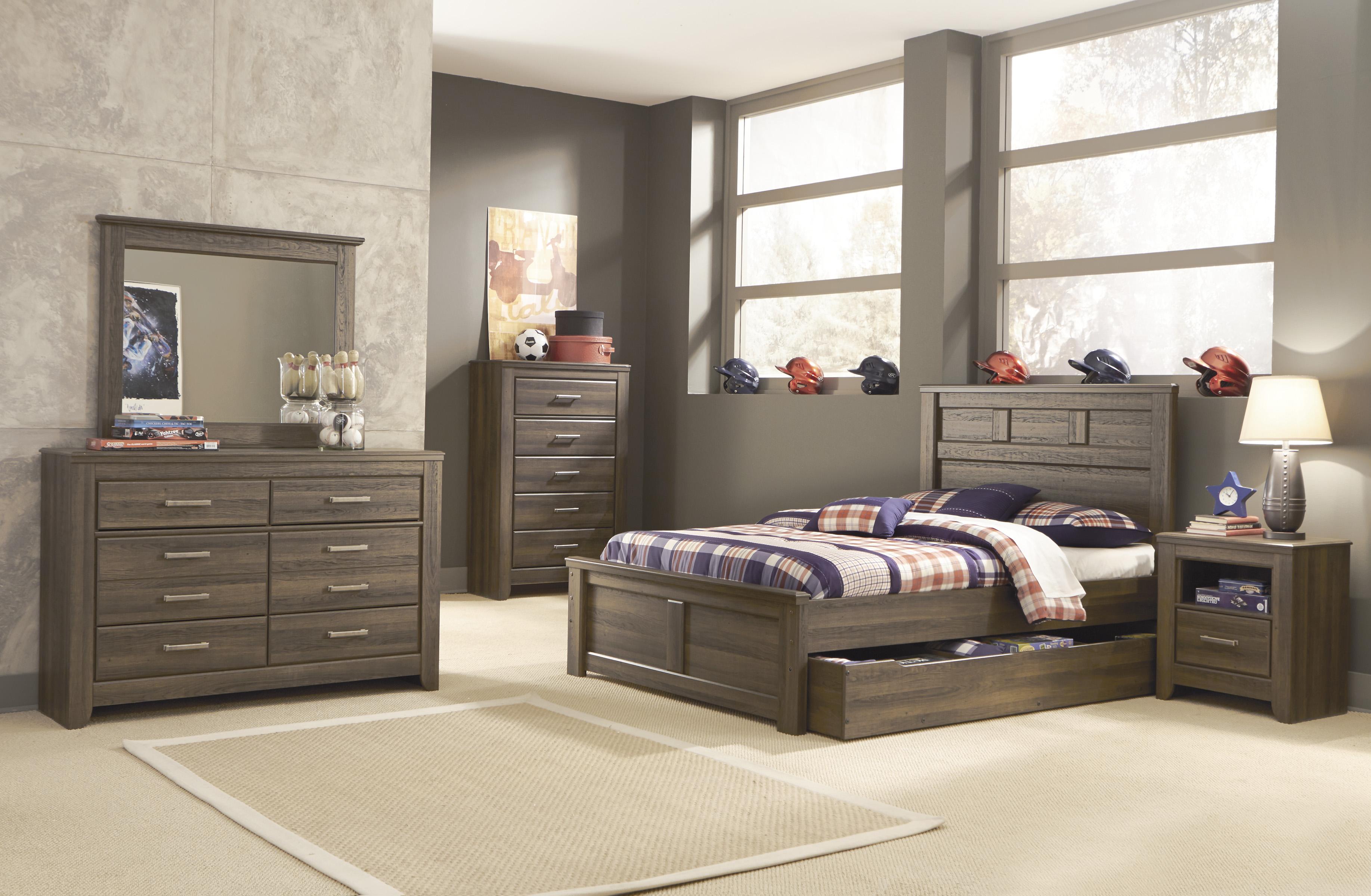 Signature Design By Ashley Sawyer Transitional Full Panel Bed W
