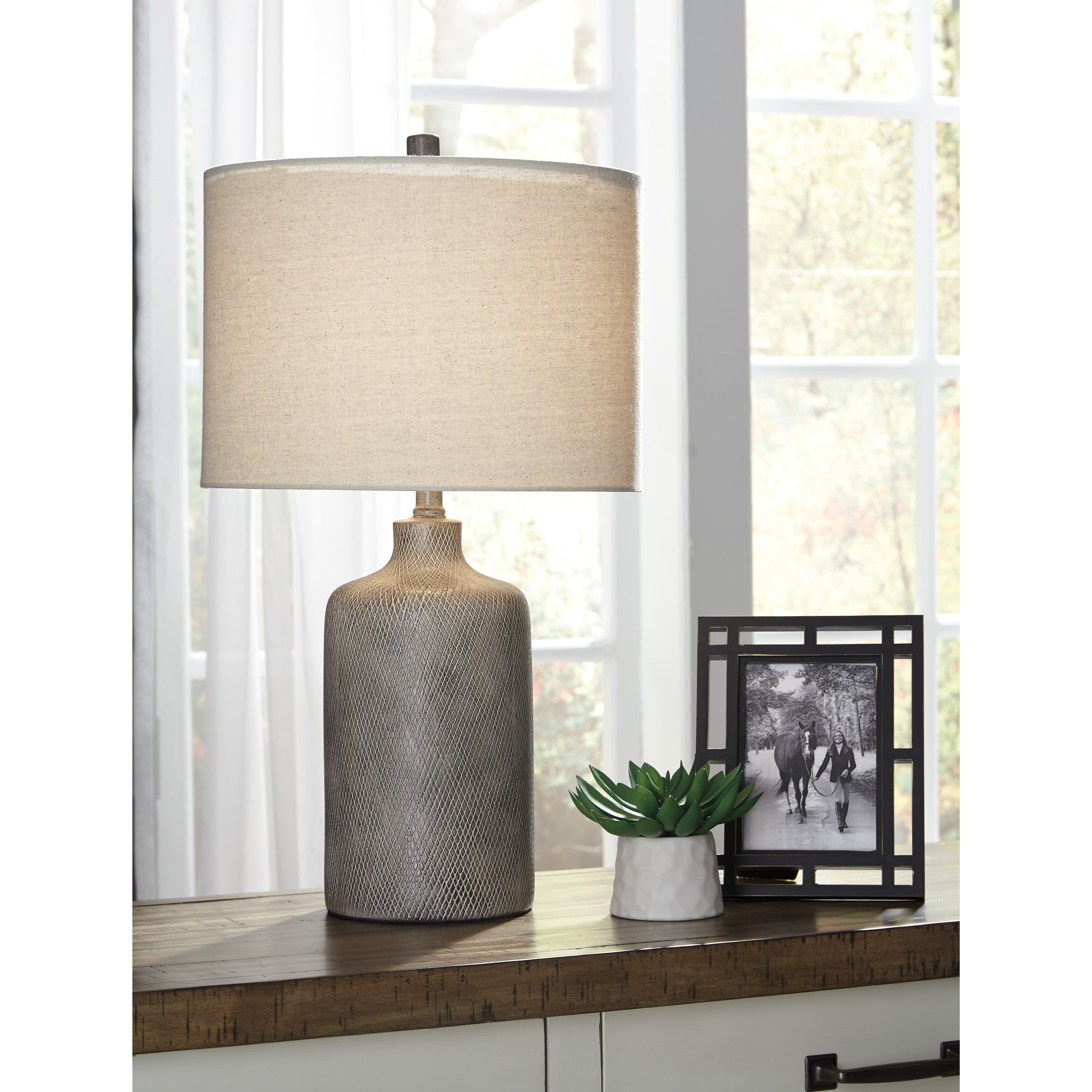 silver metal table lamp