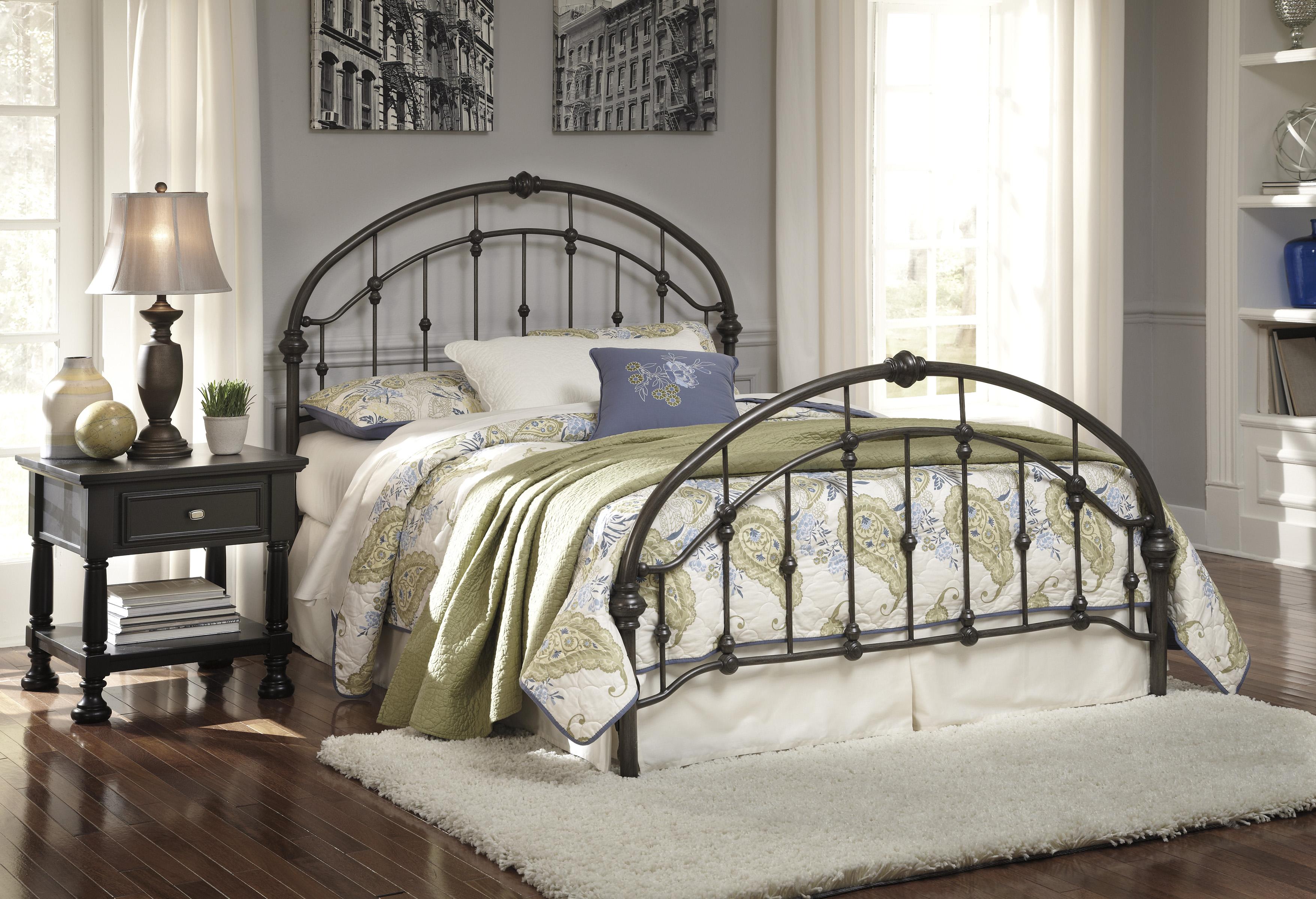 Signature Design By Ashley Nashburg King Arched Metal Bed In