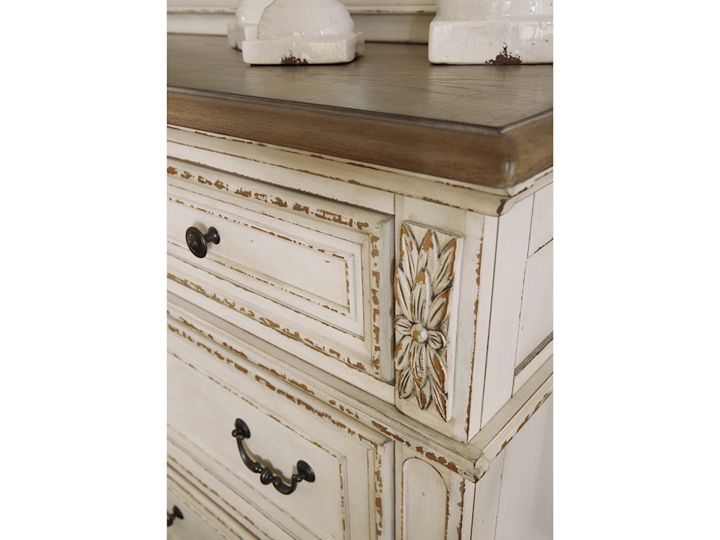 Signature Design By Ashley Realyn B743 31 Two Tone 7 Drawer