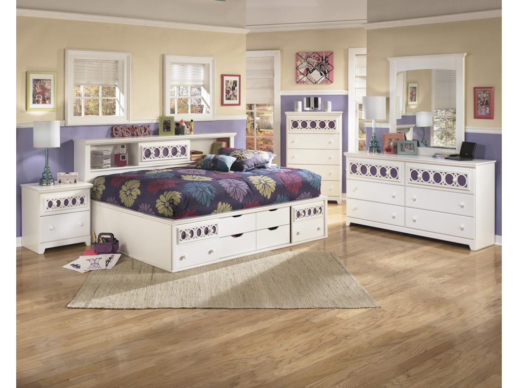 Signature Design by Ashley ZayleyFull Bedroom Group