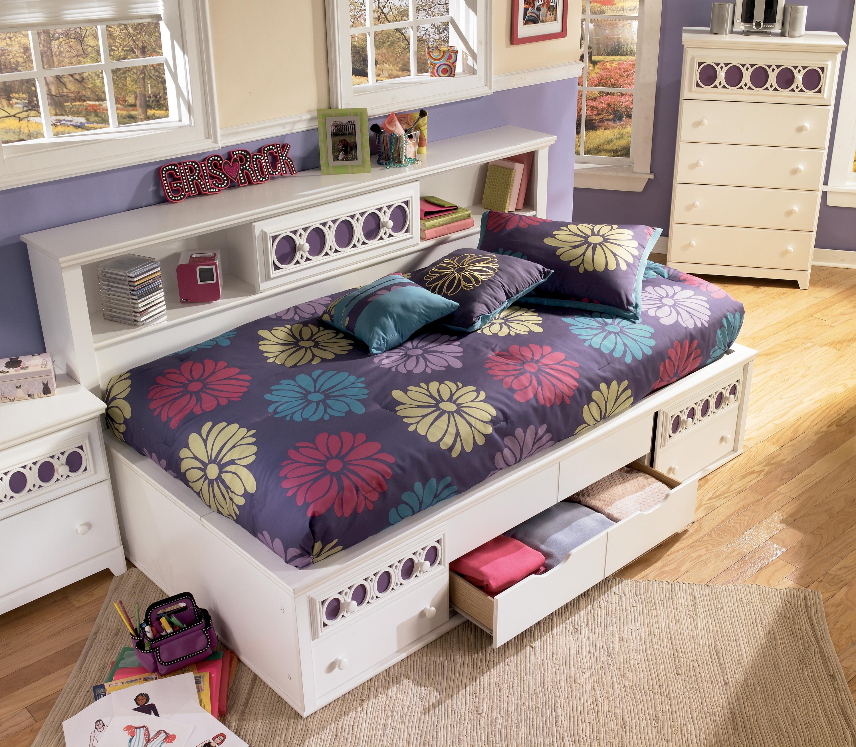 moon baby bed