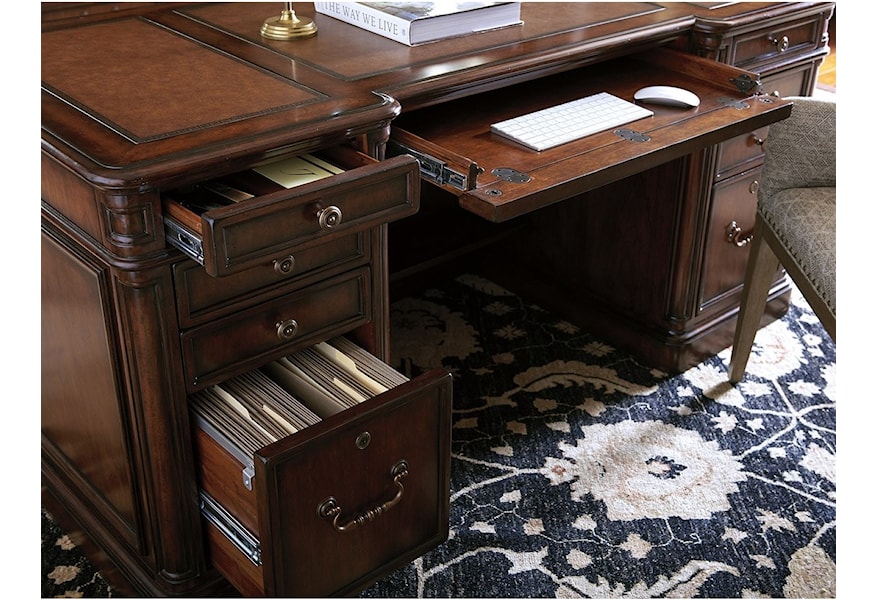 Sligh Richmond Hill Morgan Executive Desk With Faux Leather