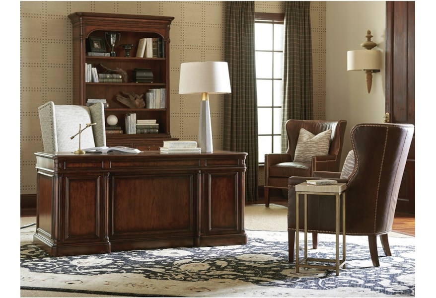 Sligh Richmond Hill Morgan Executive Desk With Faux Leather