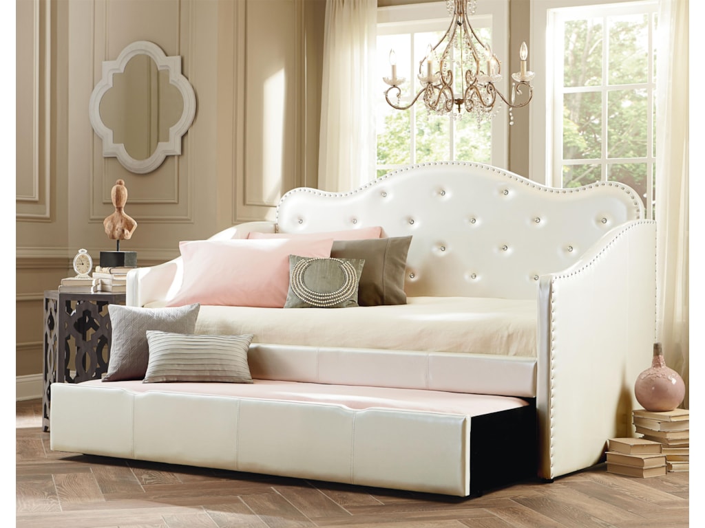 Standard Furniture CarolineFull Upholstered Bed