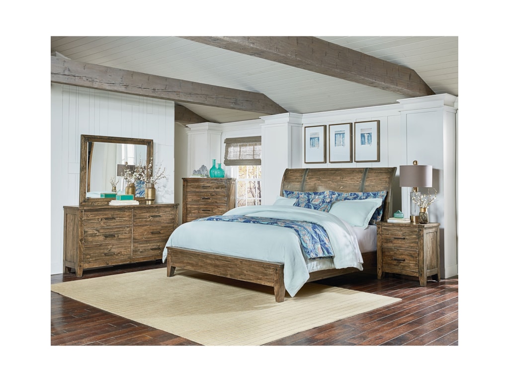 Standard Furniture NelsonQueen Sleigh Bed