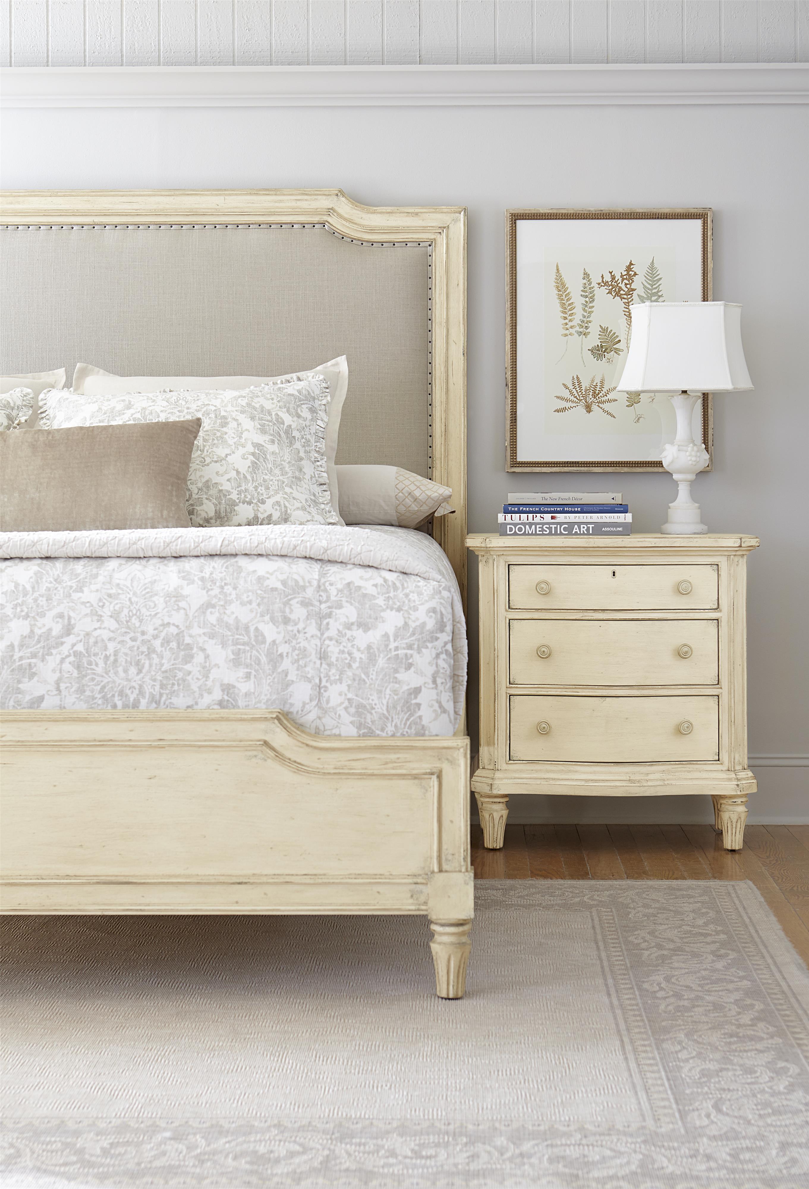 Stanley Furniture European Cottage 007 23 80 Three Drawer Night