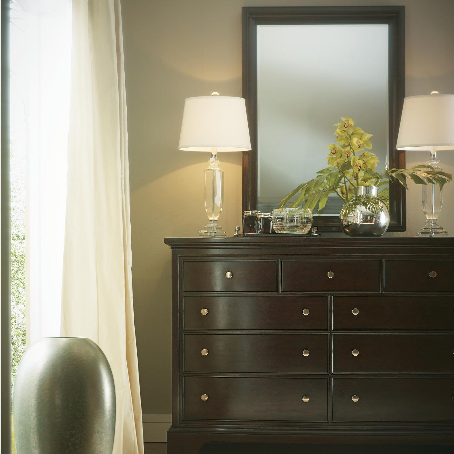 Stanley Furniture Transitional Nine Drawer Dresser And Mirror