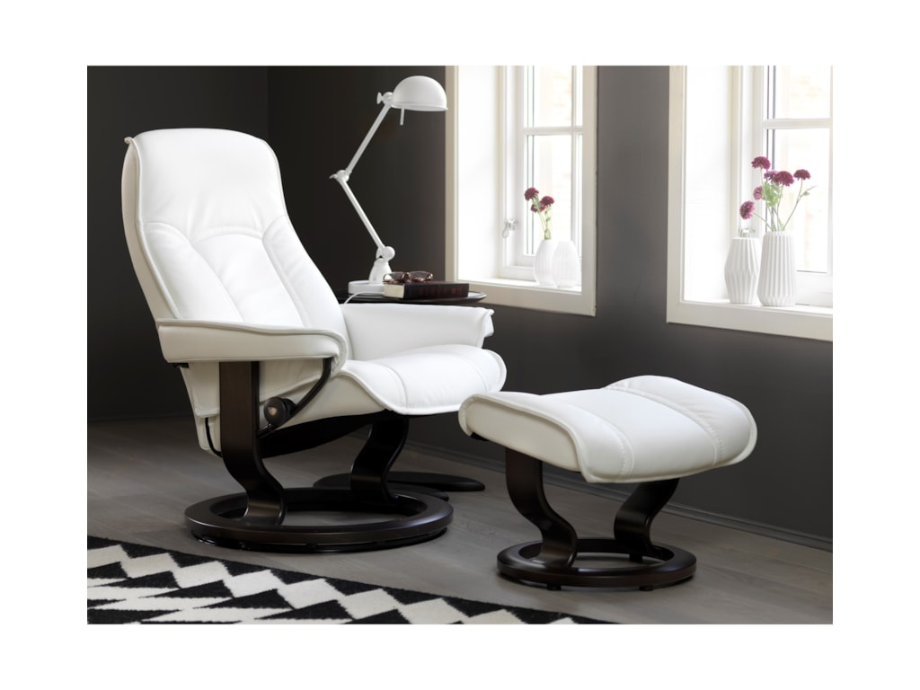 Stressless by Ekornes Stressless SenatorSmall Classic Chair