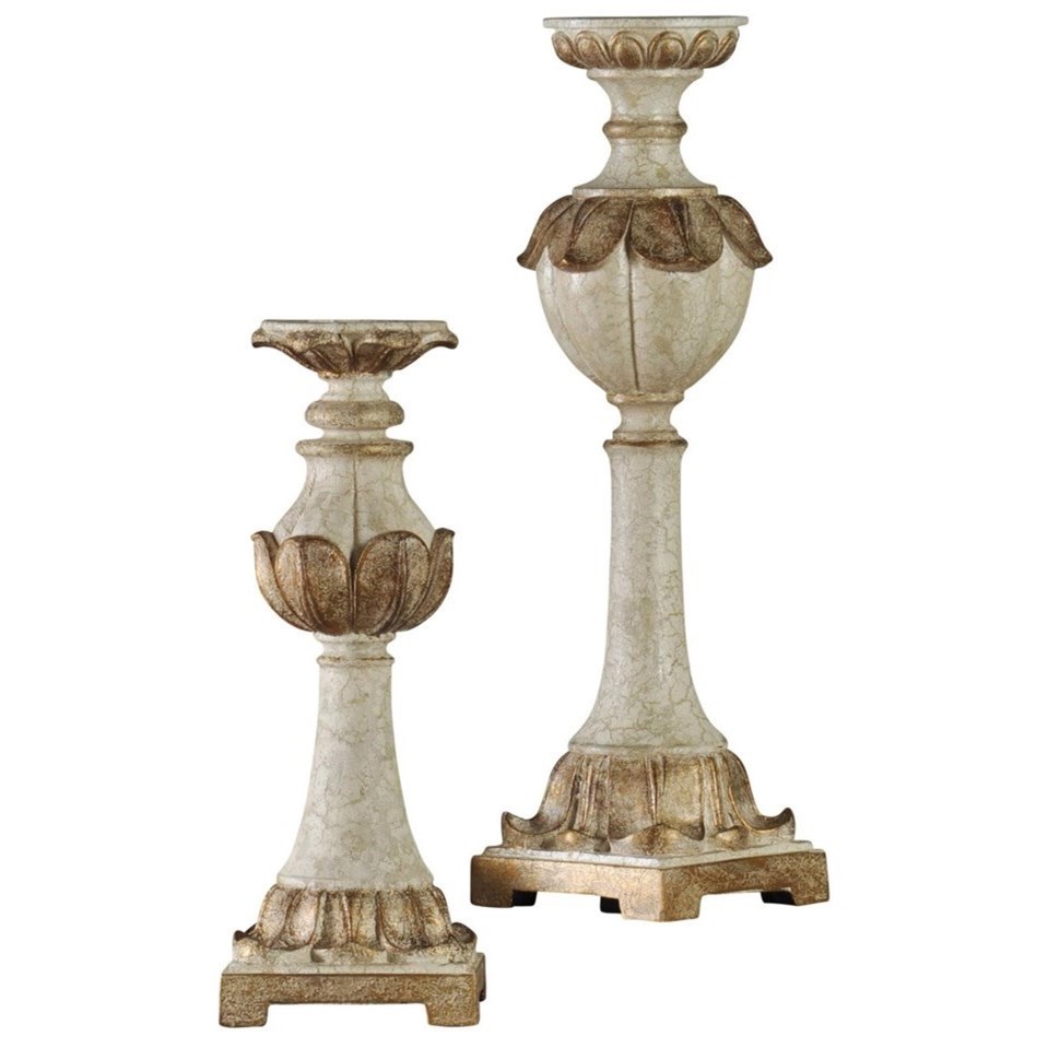 Traditional Set Of 2 Candle Holders 