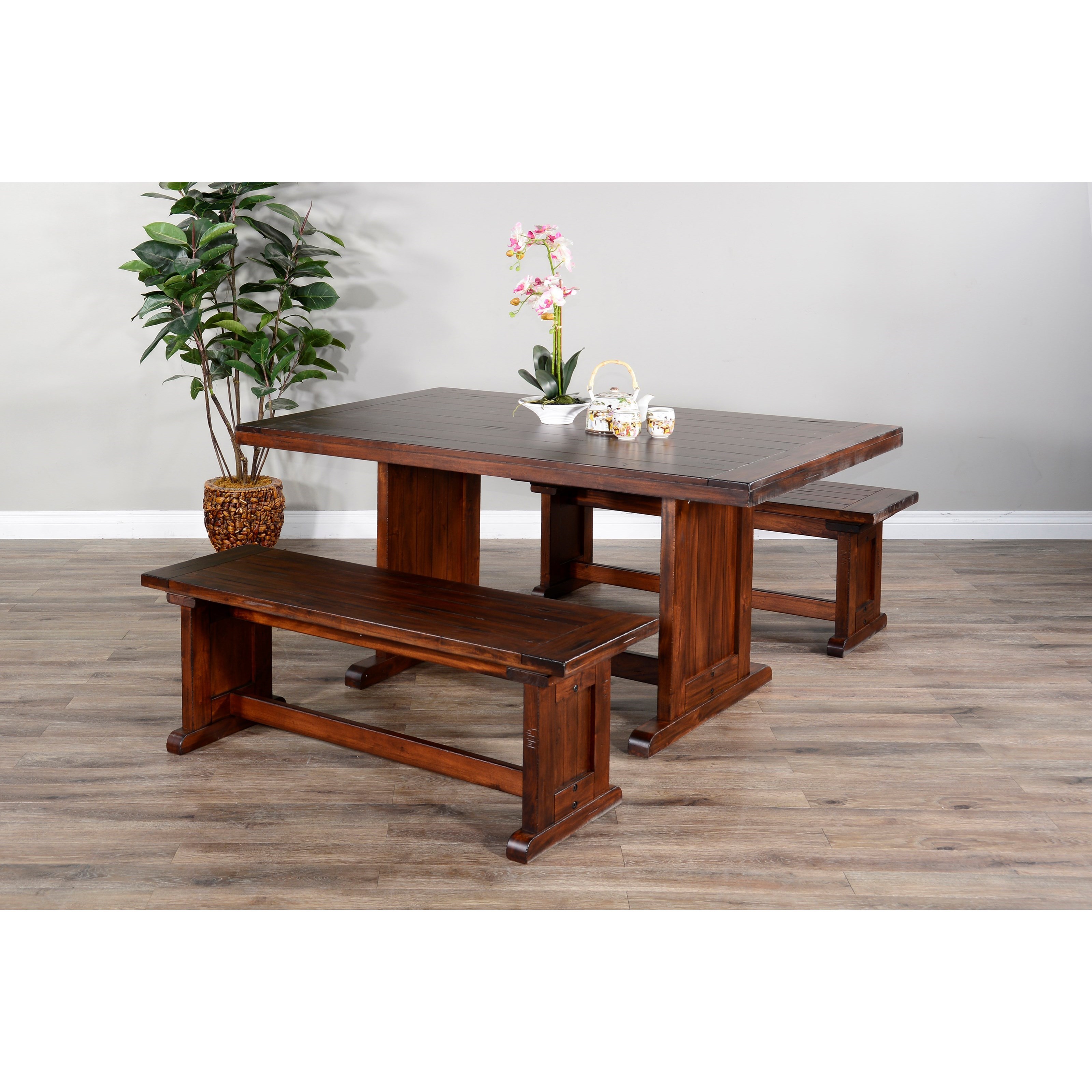 Sunny Designs Bayside Table With 2 Benches Home Furnishings