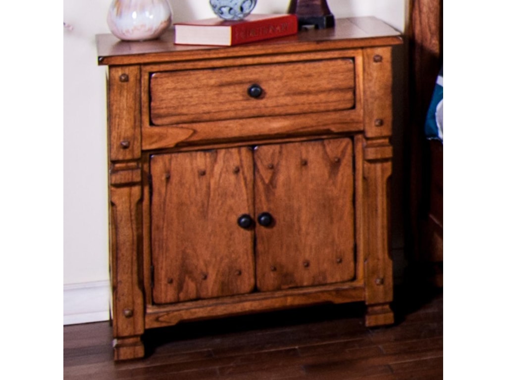 Sunny Designs Morris HomeSadler Night Stand