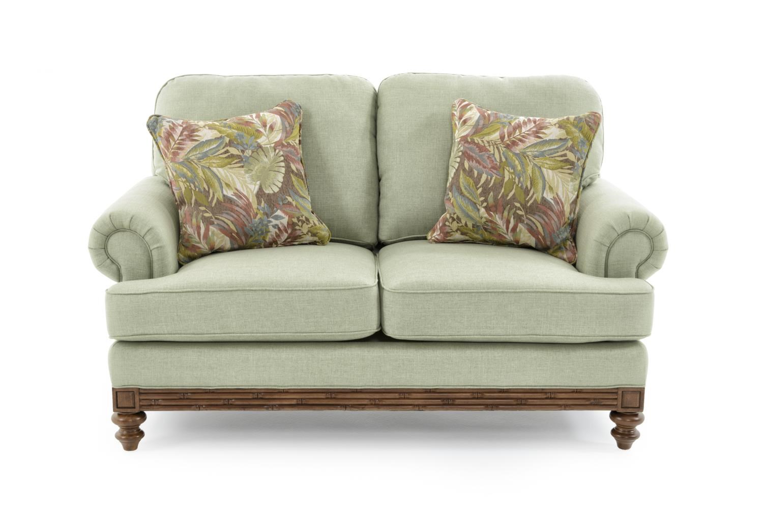 Synergy Home Furnishings 1526 1526 10 Loveseat With Turned Wood