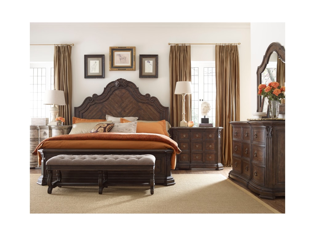 Thomasville® Casa VenetoCorina Panel Bed 5/0