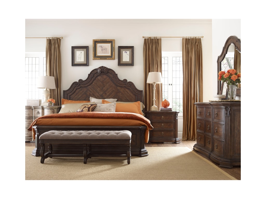 Thomasville® Casa VenetoCorina Panel Bed 5/0