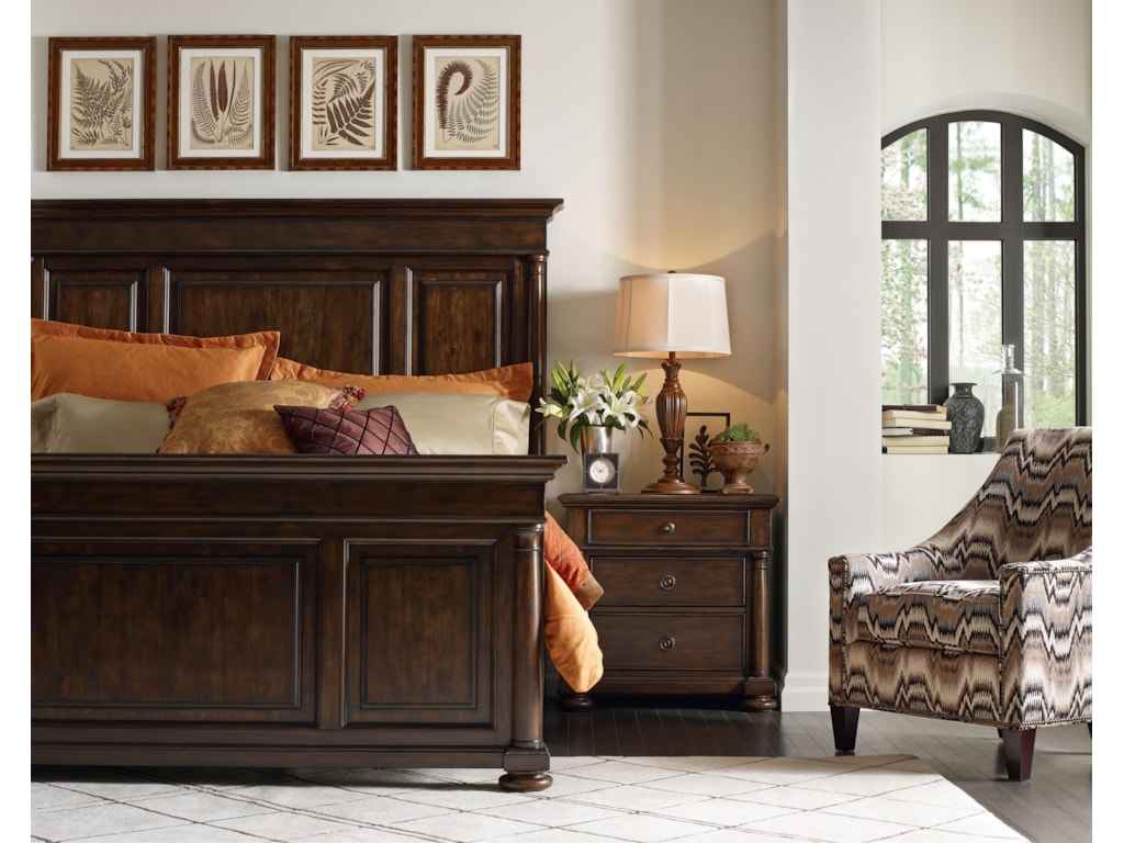 Thomasville® Wheatmore ManorKing Panel Bed