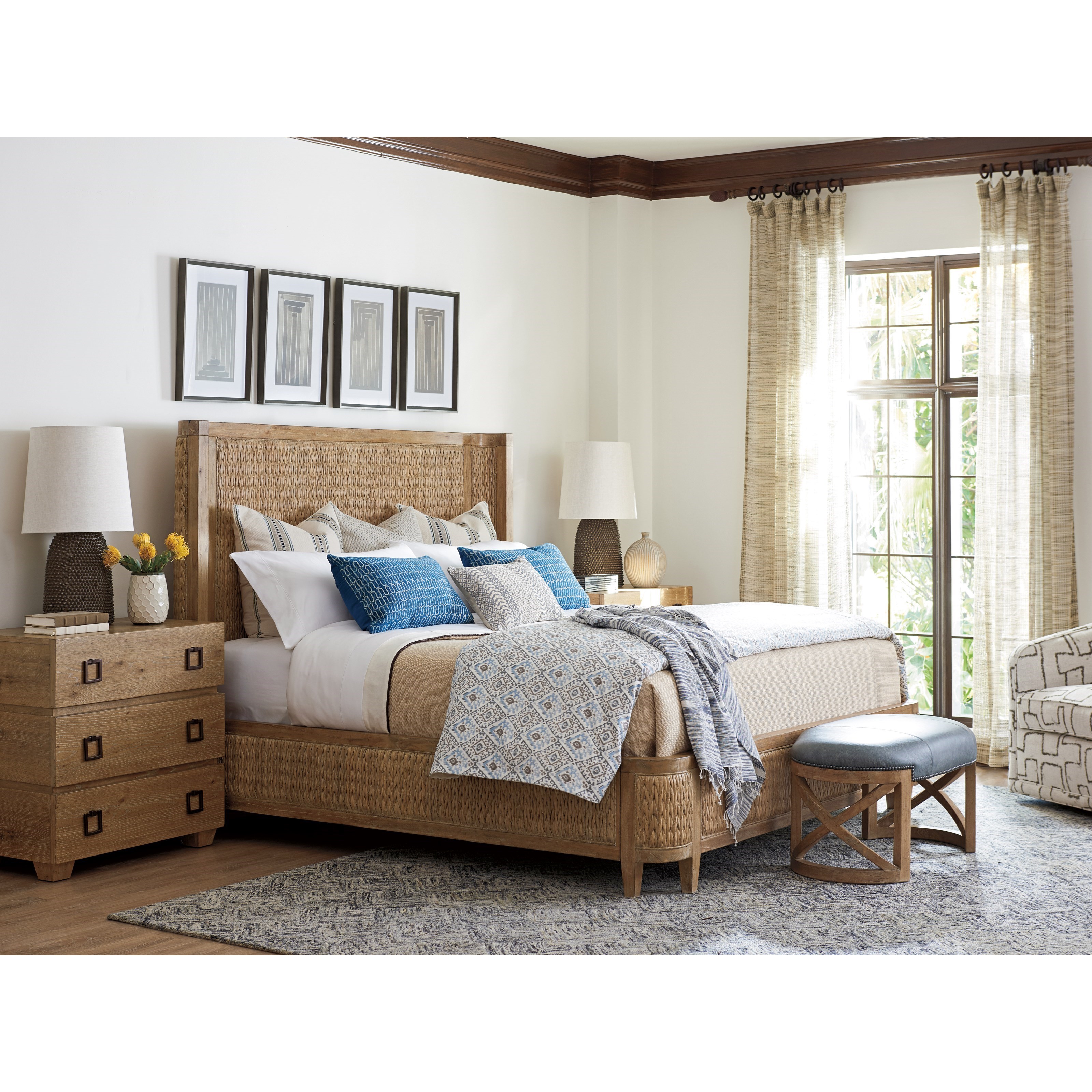 Tommy Bahama Home Los Altos Ivory Coast Queen Size Bed With