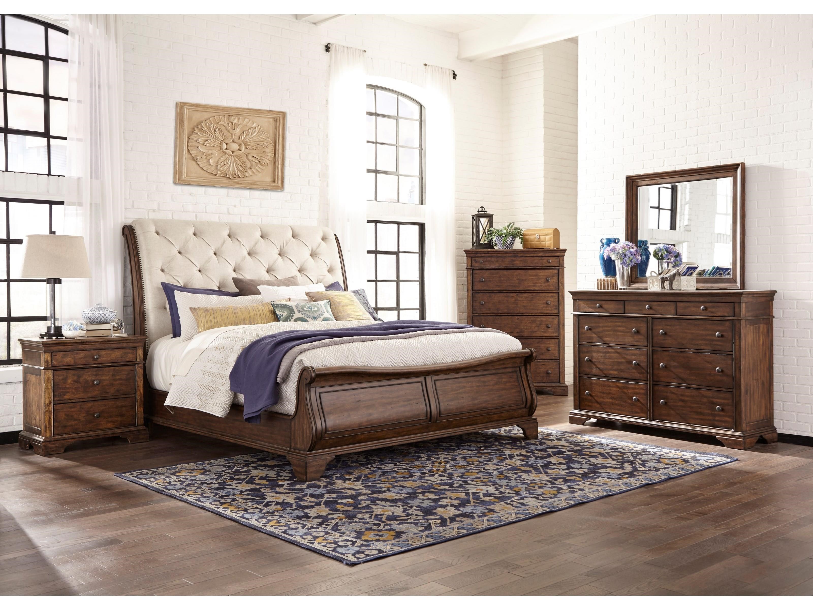 Trisha Yearwood Home Collection By Klaussner Trisha Yearwood Home 920 266hb Fb Sr 650 660 670d King Upholstered Sleigh Bed Dresser Mirror And Nightstand Package Sam Levitz Furniture Bedroom Groups