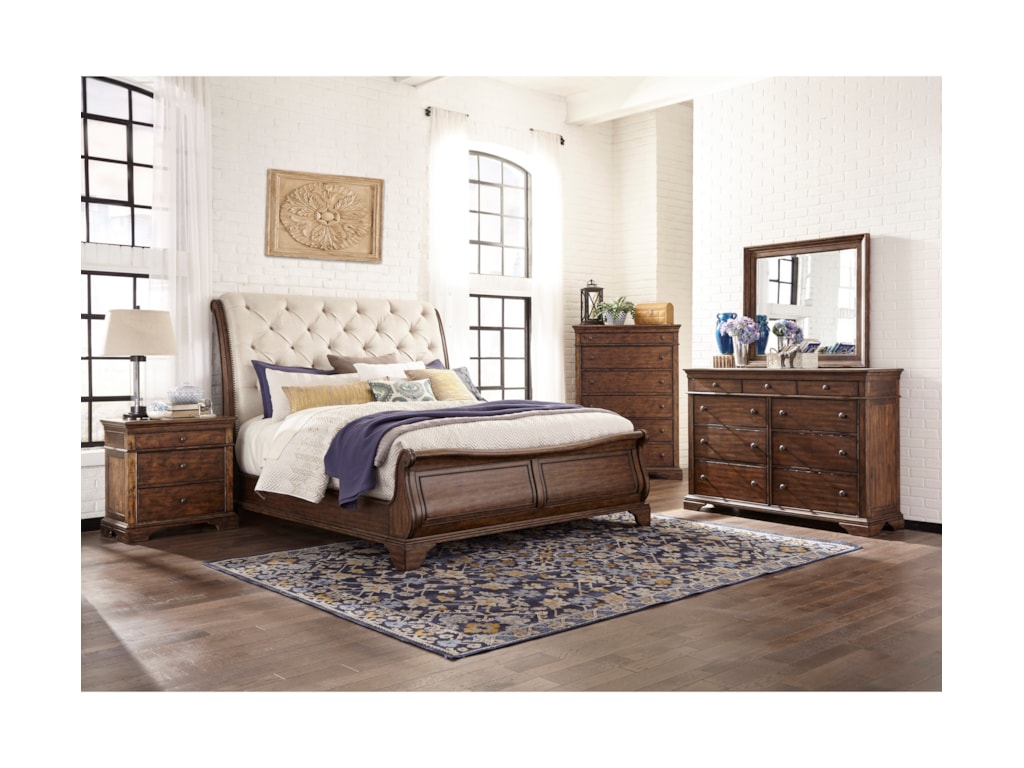 Trisha Yearwood Home Collection by Klaussner Trisha Yearwood HomeDottie King Upholstered Sleigh Bed