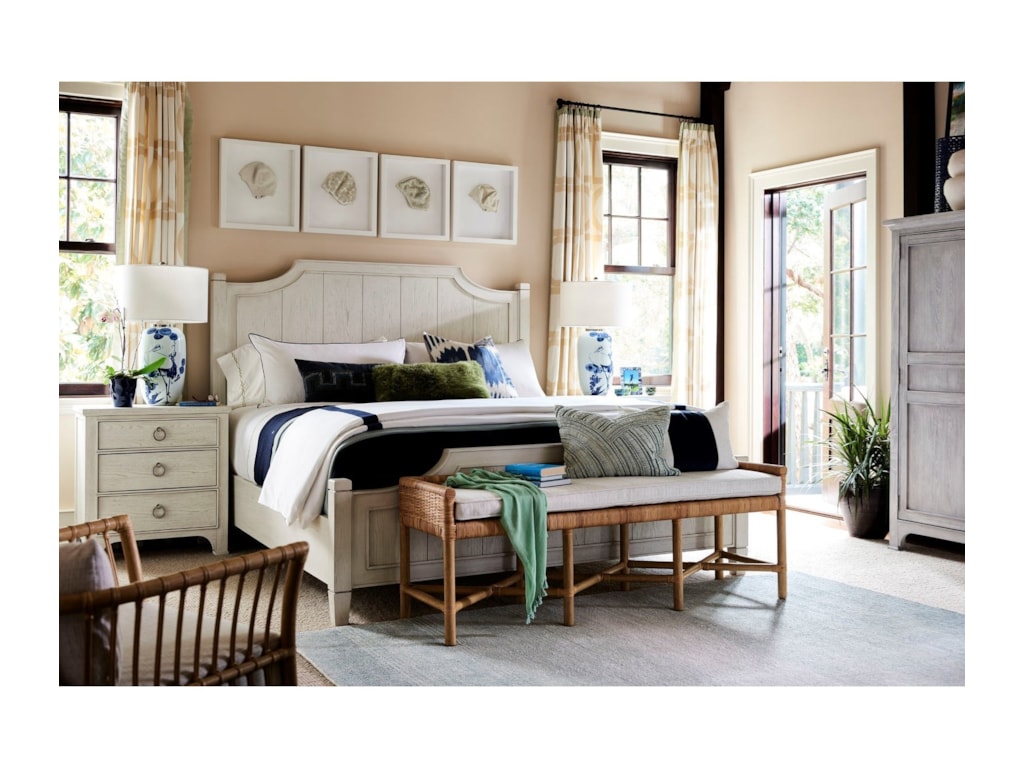 Universal Coastal Living Home - EscapeKing Surfside Panel Bed
