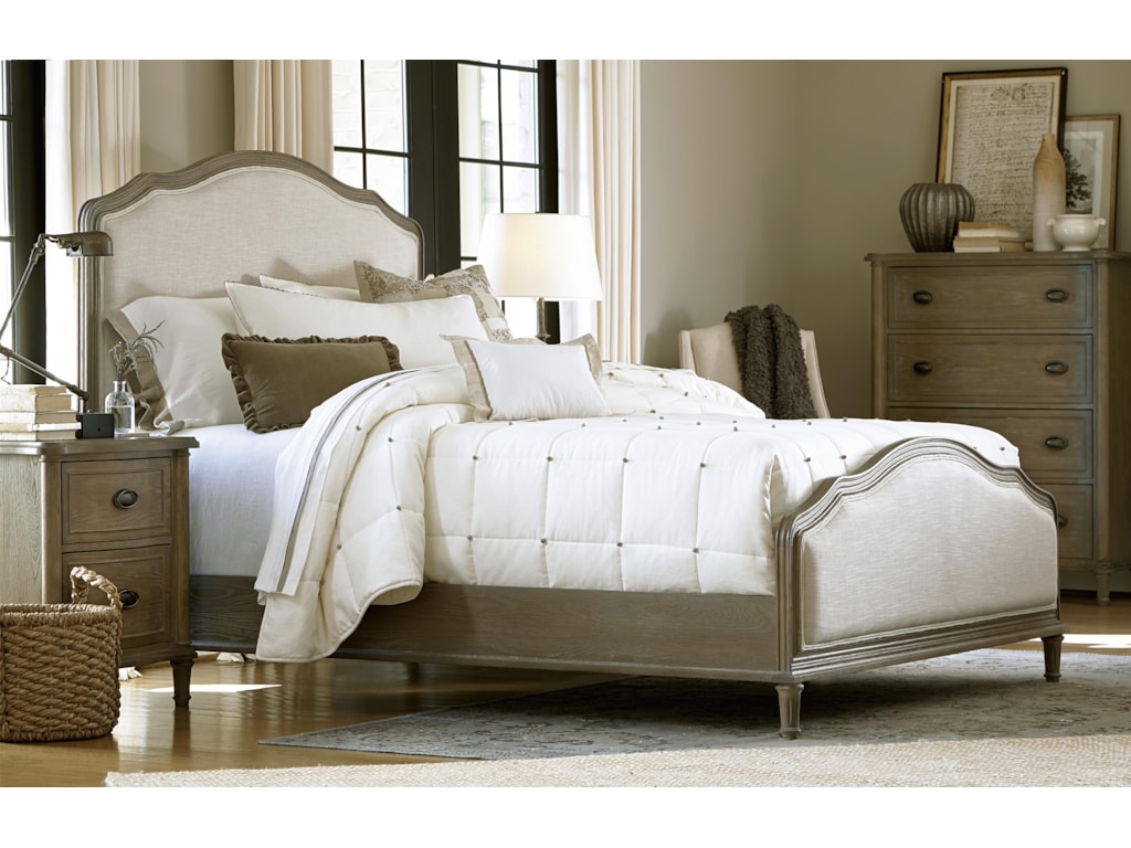 Universal CuratedQueen Devon Bed