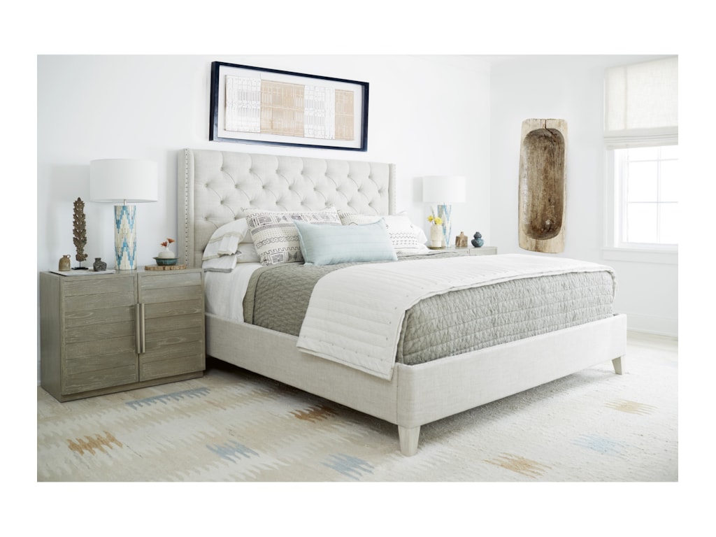 Universal ZephyrQueen Panache Bed