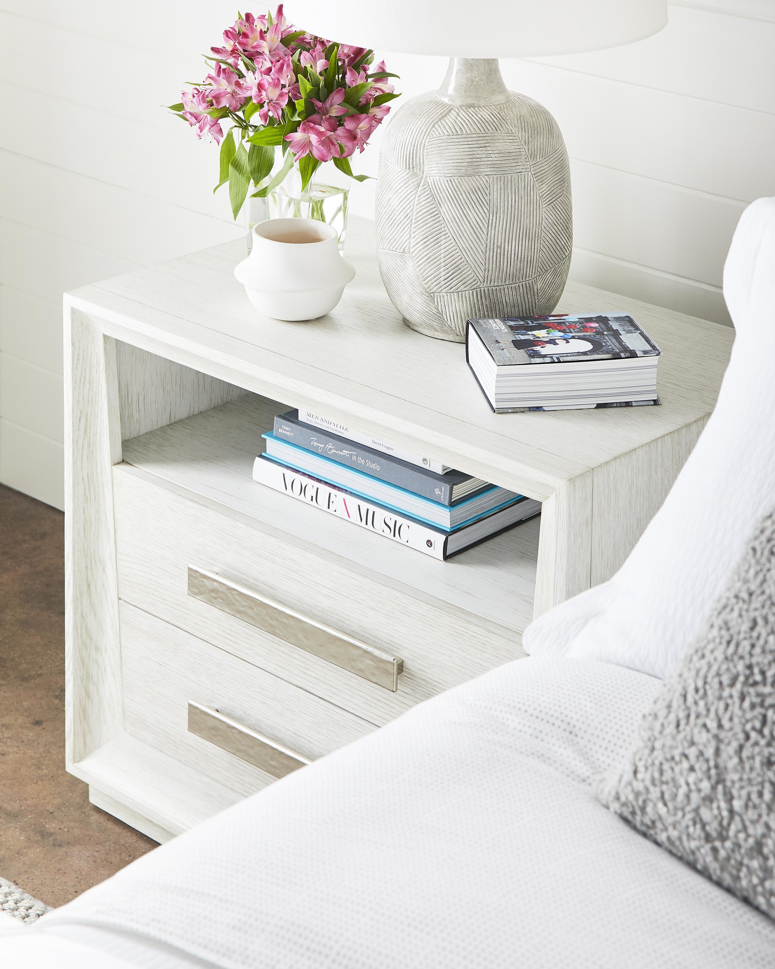 Vanguard Furniture Vanguard Furniture Ridge Nightstand