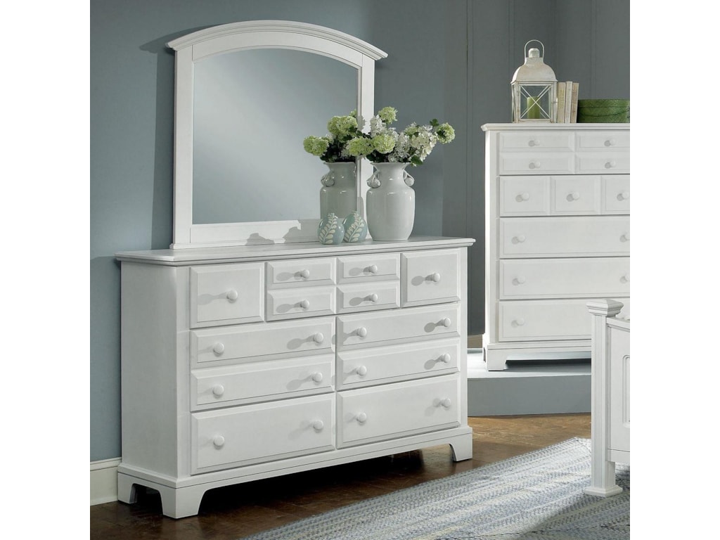 Vaughan Bassett Hamilton Franklin Triple Dresser With Rectangular