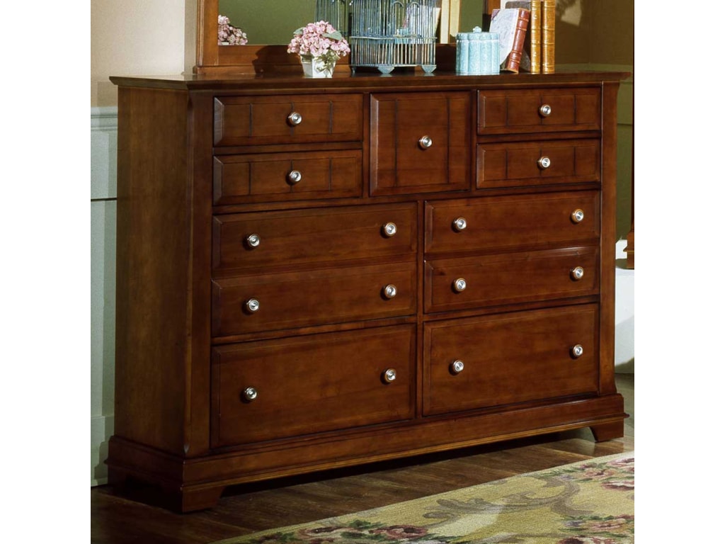 Vaughan Bassett CottageTriple Dresser