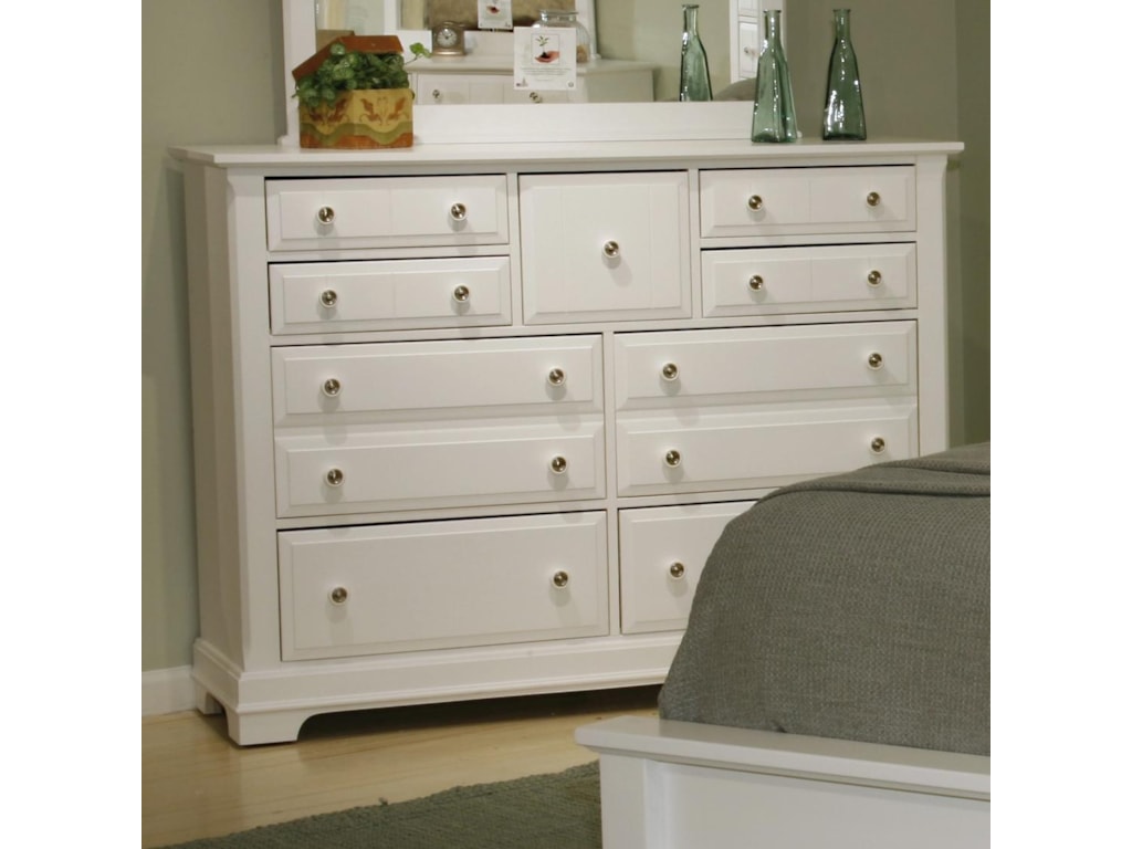 Vaughan Bassett CottageTriple Dresser