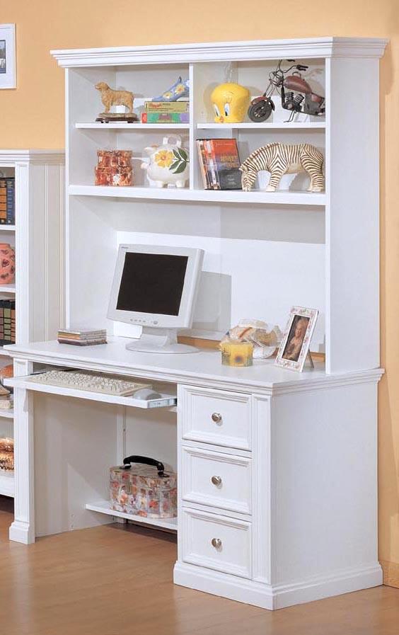 Winners Only Cape Cod Youth Desk With Hutch And Keyboard Pullout