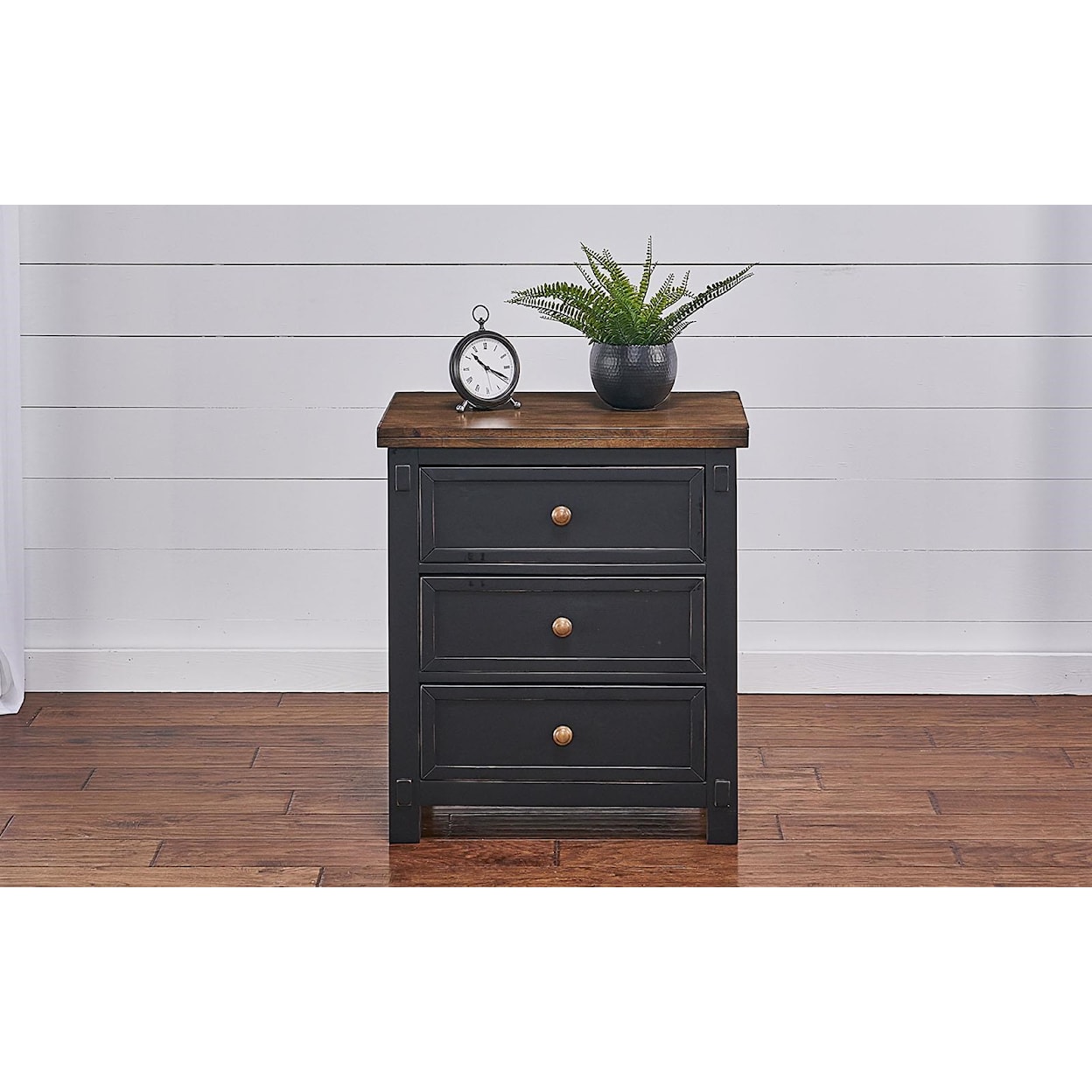 AAmerica Stormy Ridge 3-Drawer Nightstand