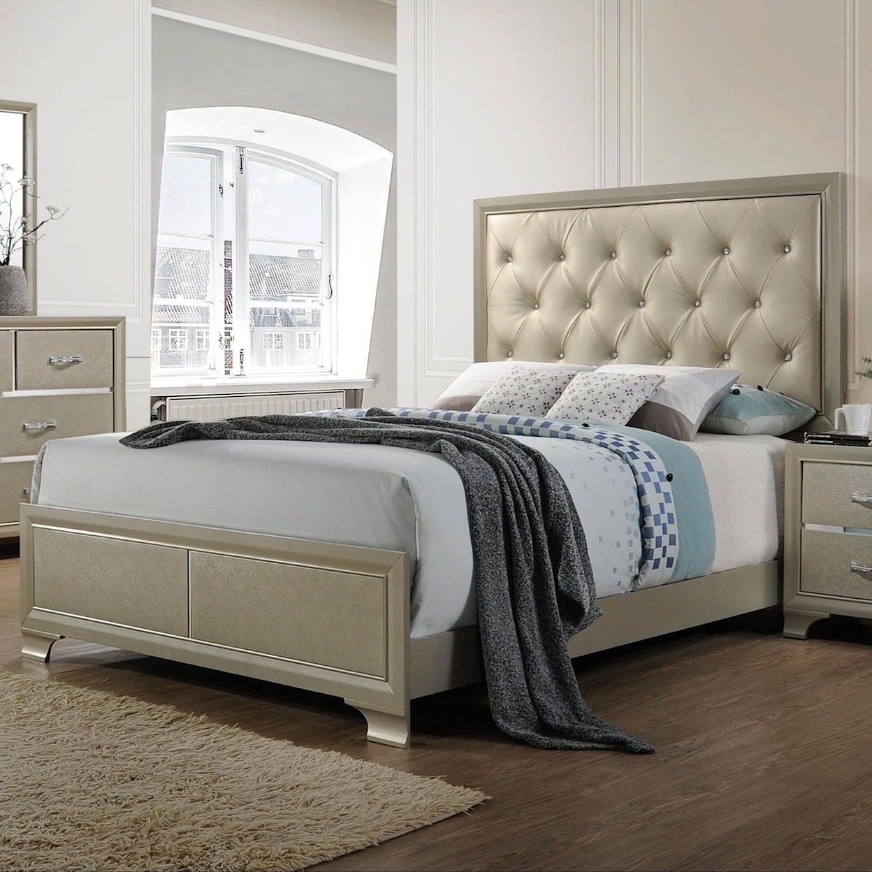 Acme Furniture Carine Queen Bed