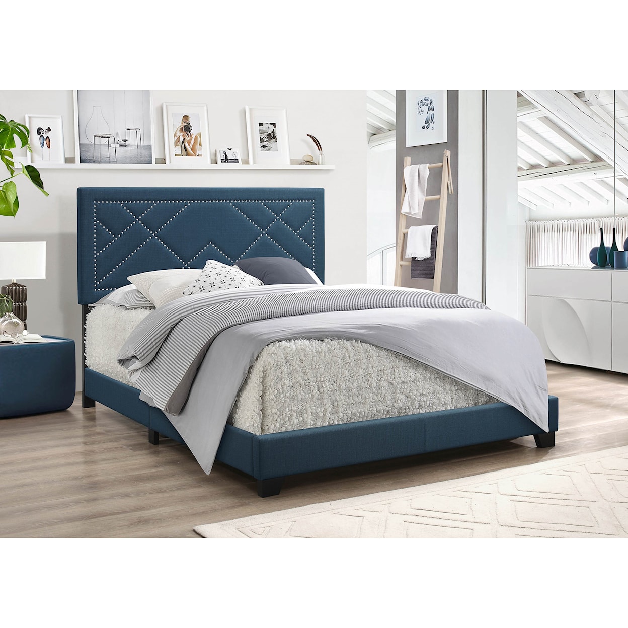 Acme Furniture Ishiko Eastern King Bed