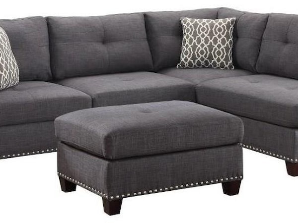 Sectional Sofa & Ottoman (2 Pillows)