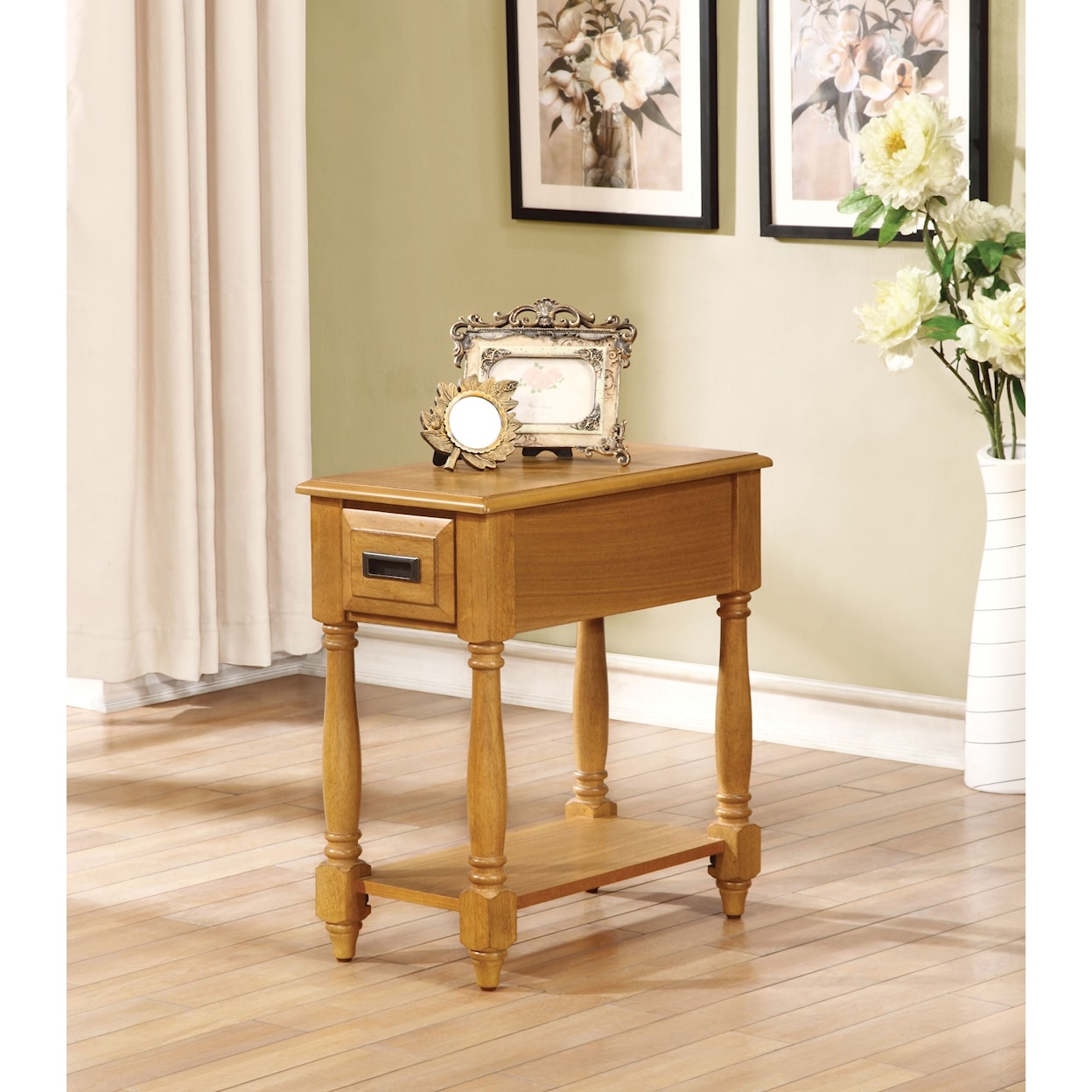 Acme Furniture Qrabard Side Table