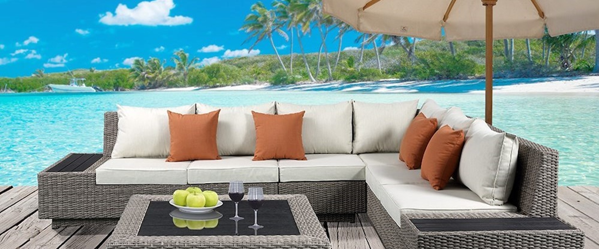 Patio Sectional & Cocktail Table