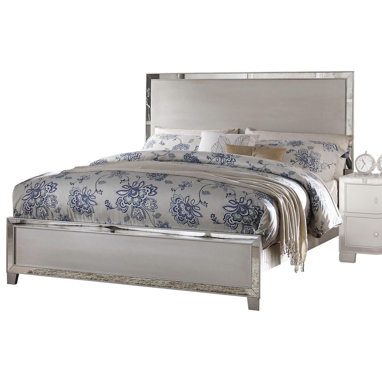 Acme Furniture Voeville II Eastern King Bed (Wooden HB)