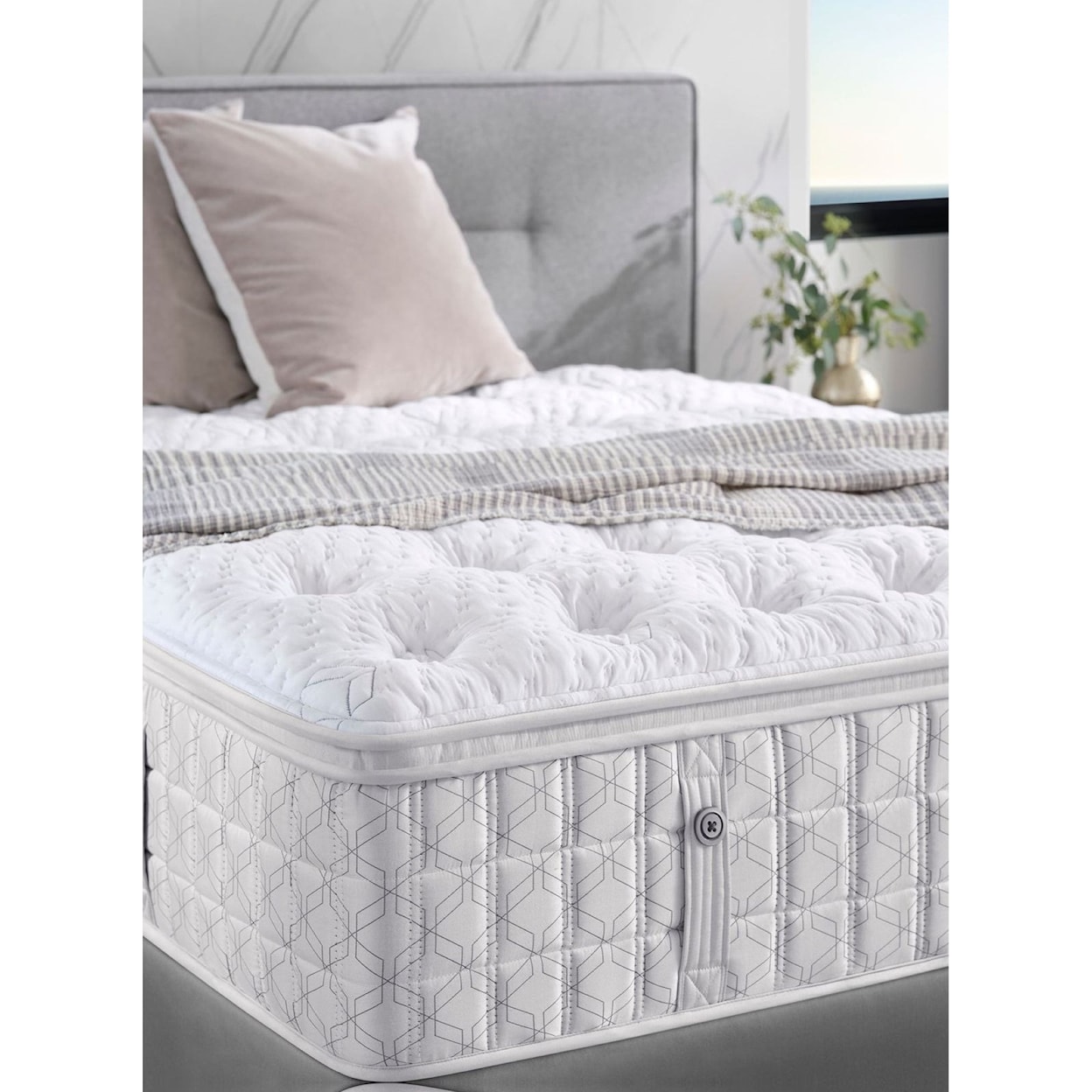 Aireloom Bedding Timeless Odyssey Luxetop Firm M2 Queen Luxury Firm Mattress