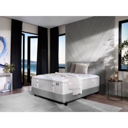 Aireloom Queen Plush Mattress