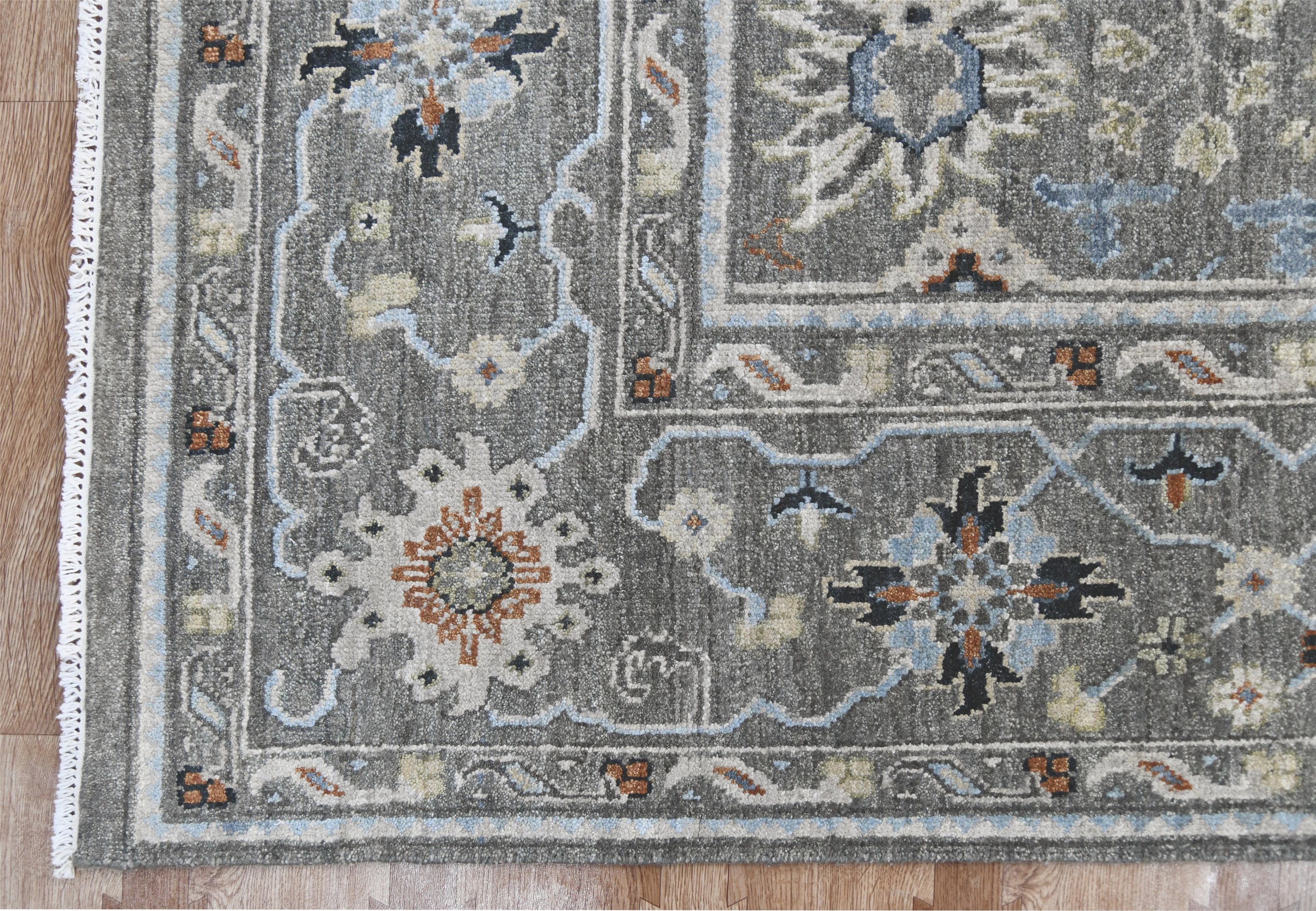 Hand Knotted Traditional
