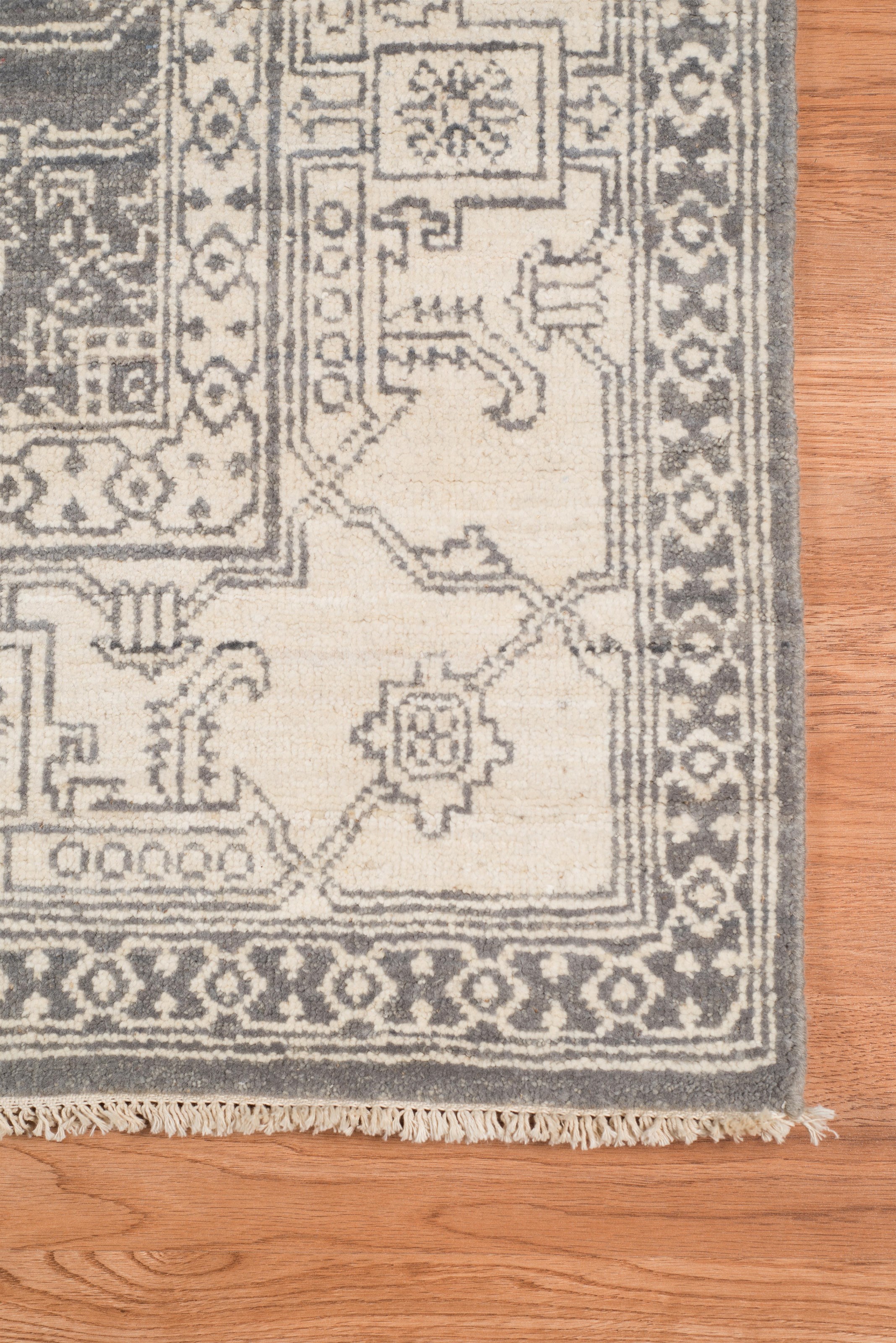 Silver Sand Traditional