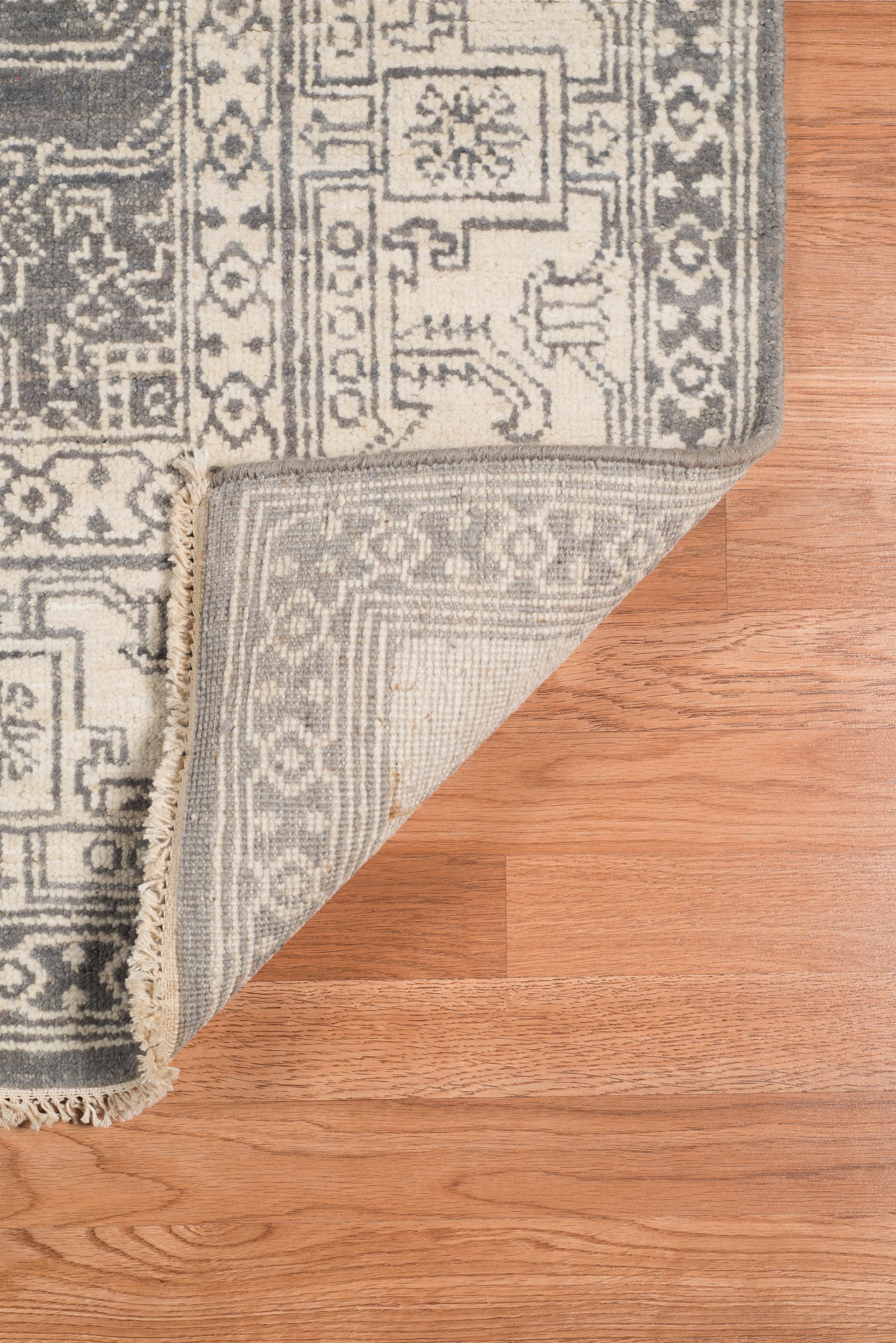 Silver Sand Traditional