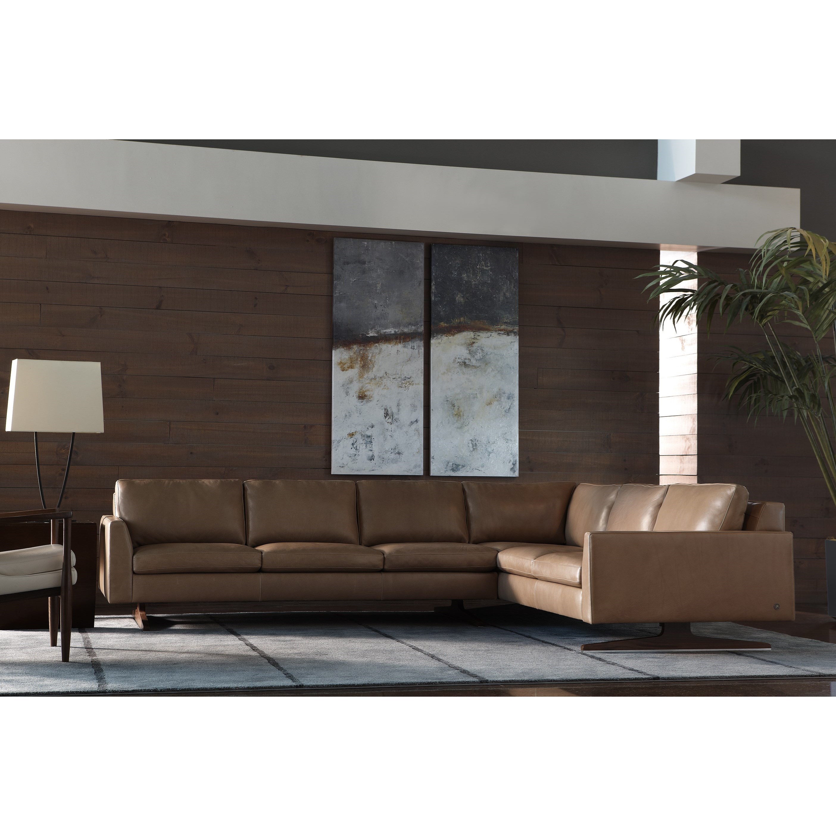 American Leather Flynn 5-Seat Sec Sofa w/ Right Arm Sitting Sofa