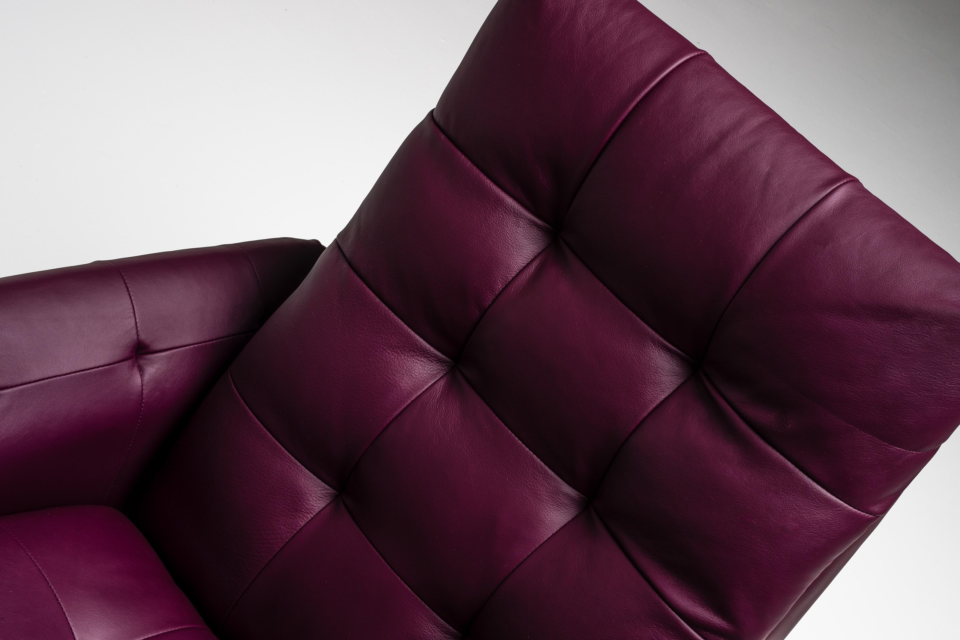 American Leather Pileus Swivel Glider Recliner - Extra Large