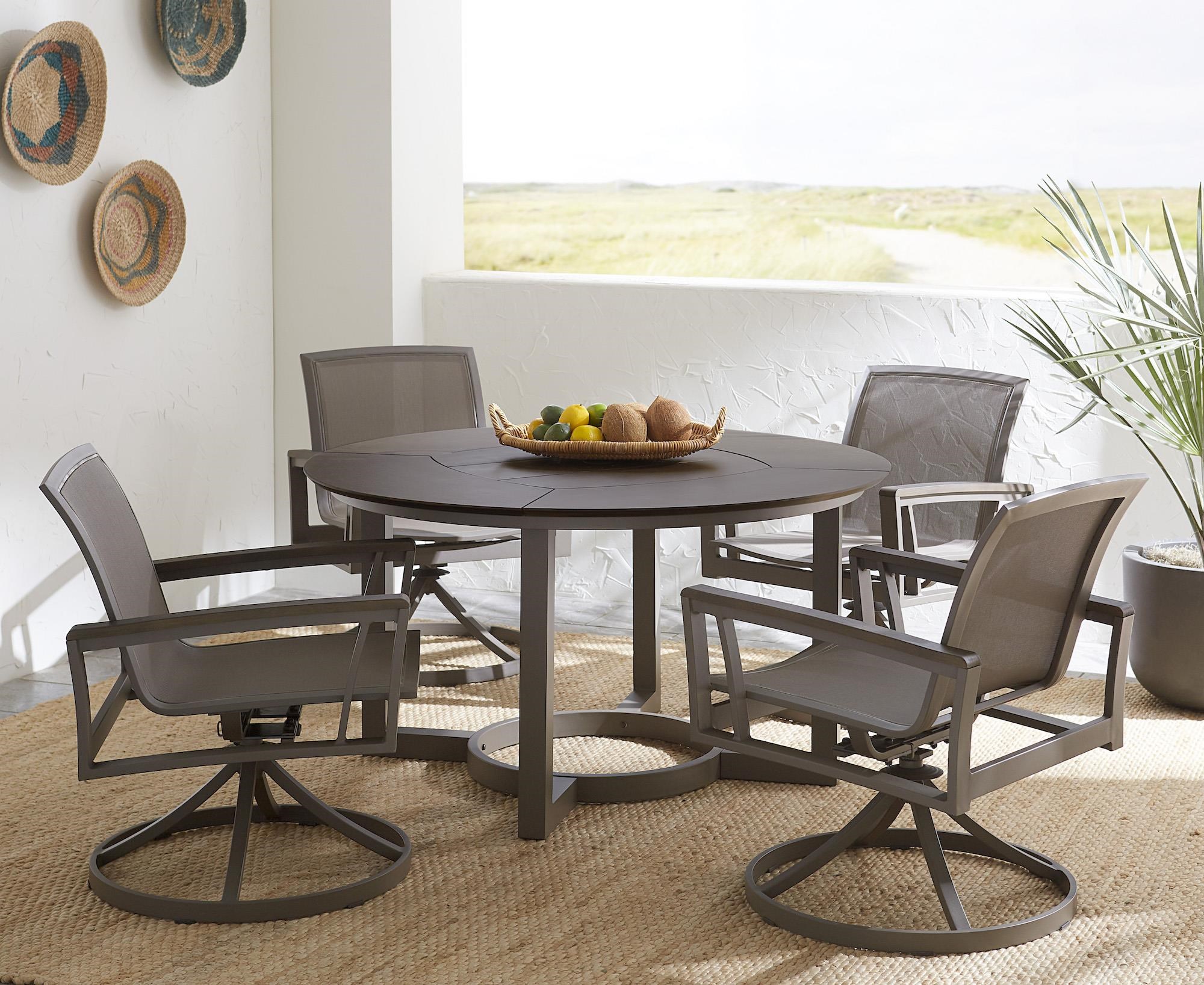 Alfresco Hampton Outdoor Swivel Sling Chair