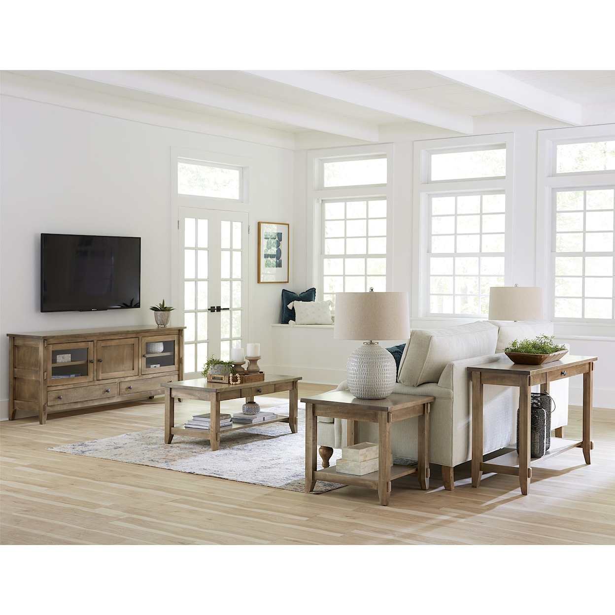 Archbold Furniture Amish Essentials Living Room Entertainment Console