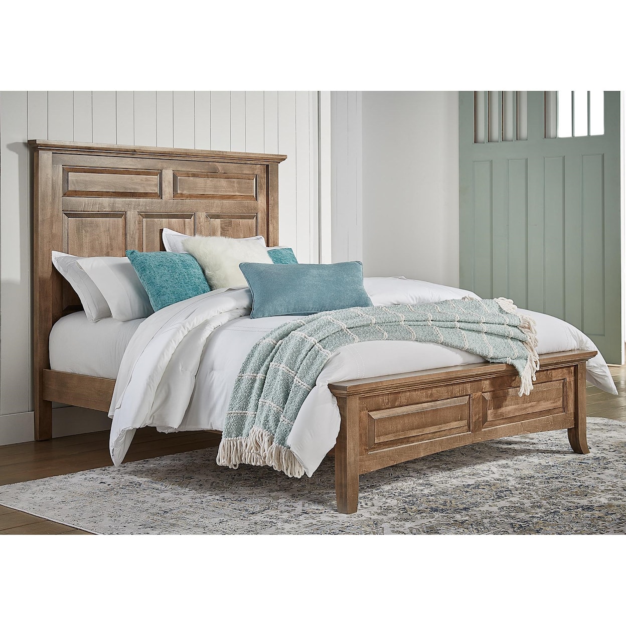 Archbold Furniture Provence Maple Collection King Panel Bed